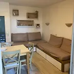Cosy Deux Pieces Cote Pinede Apartment